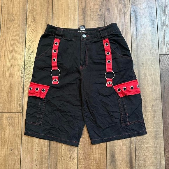 Vintage hot topic gothic‎ emo Tripp shorts with chains black and red size 3 - Picture 1 of 7